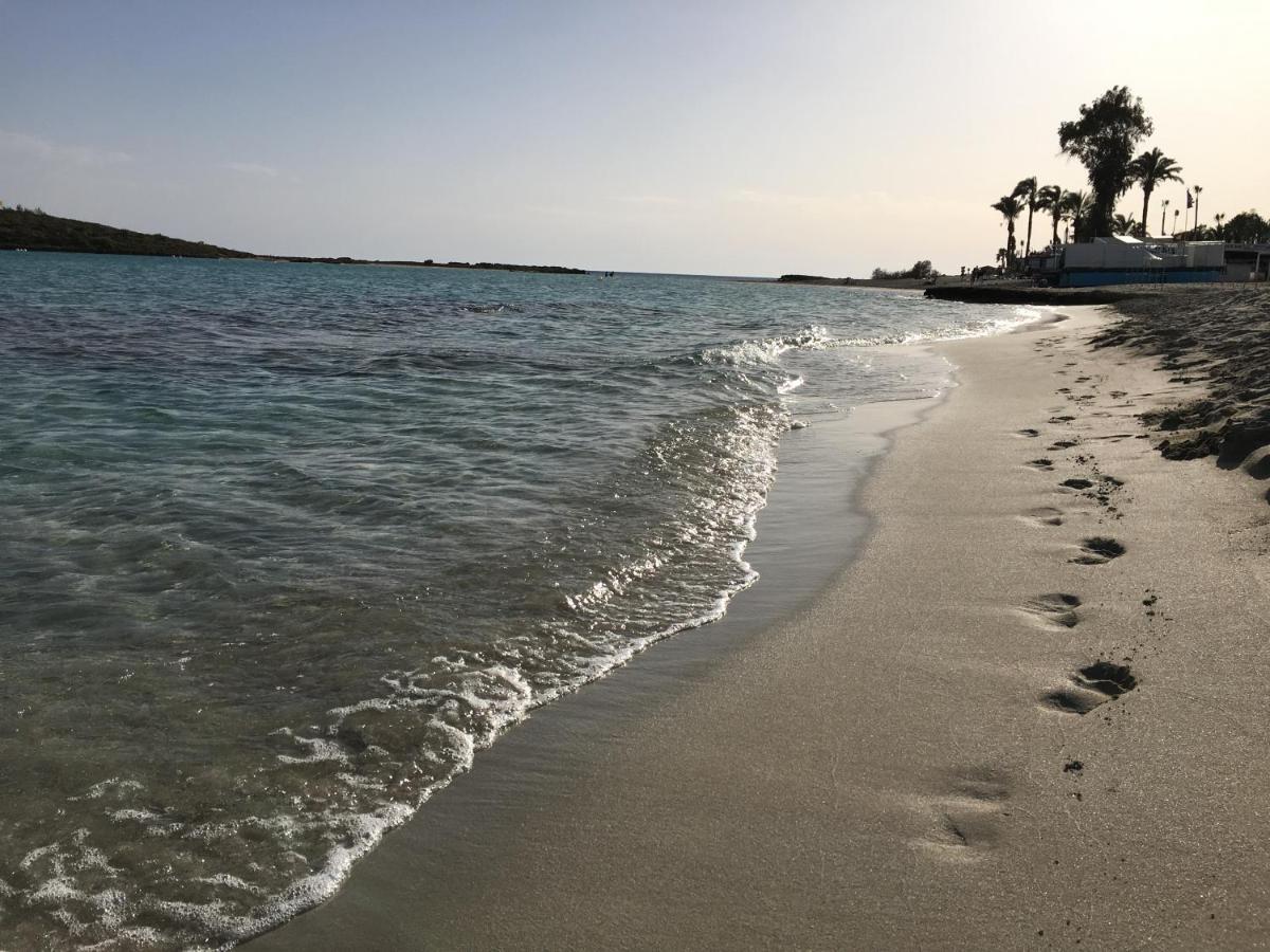 Mythical Sands Resort & Spa, Evilion Apartment Paralimni Eksteriør billede