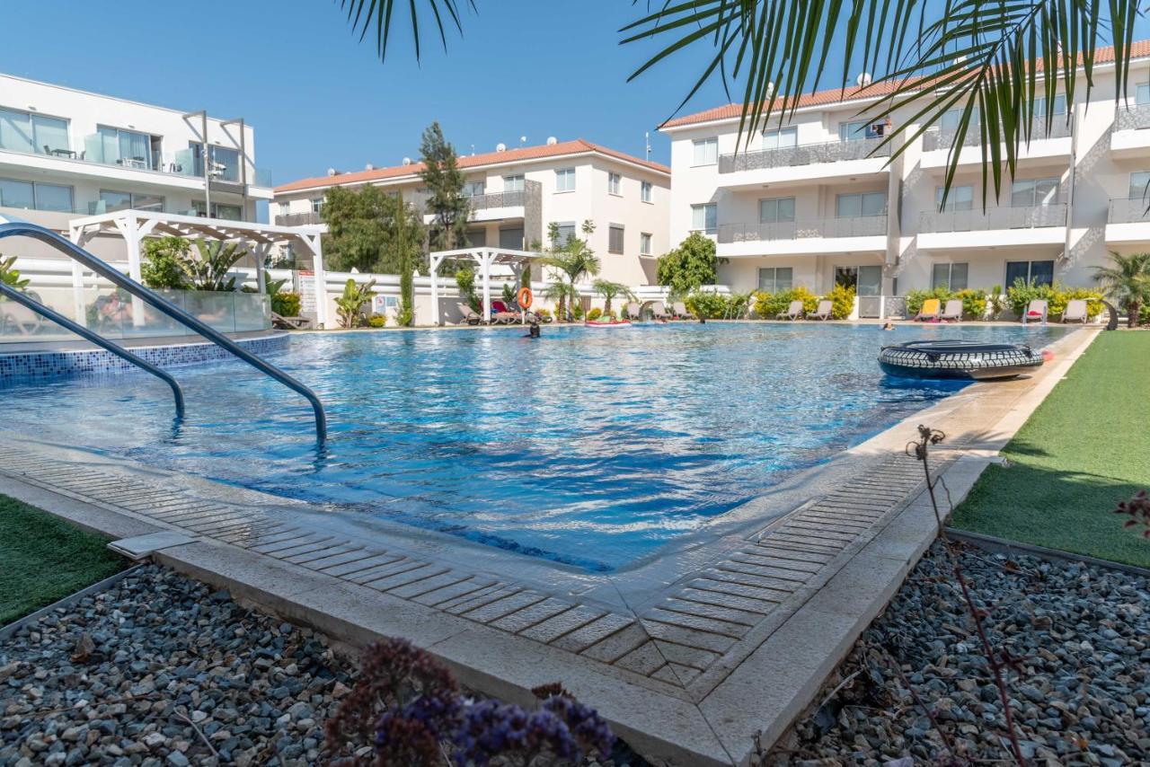 Mythical Sands Resort & Spa, Evilion Apartment Paralimni Eksteriør billede
