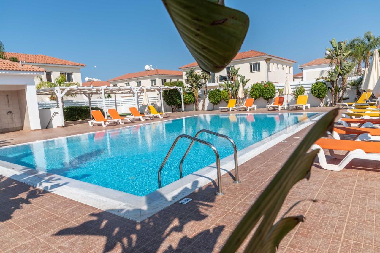 Mythical Sands Resort & Spa, Evilion Apartment Paralimni Eksteriør billede